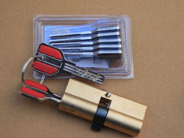 西市24小时上门开锁公司